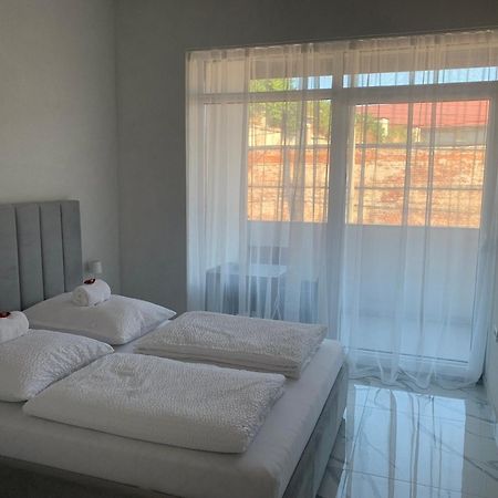 Silver Moon Residence 2 Arad Bagian luar foto